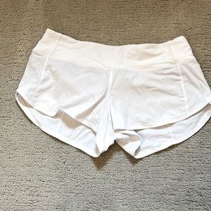 LULU SPEED UP 2.5” WORN ONCE!